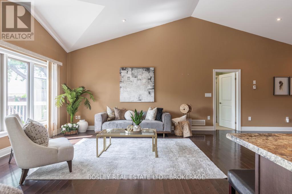 8 - 332 Pelham Road, St. Catharines (Rykert/vansickle), Ontario  L2S 1Y3 - Photo 14 - X12293493