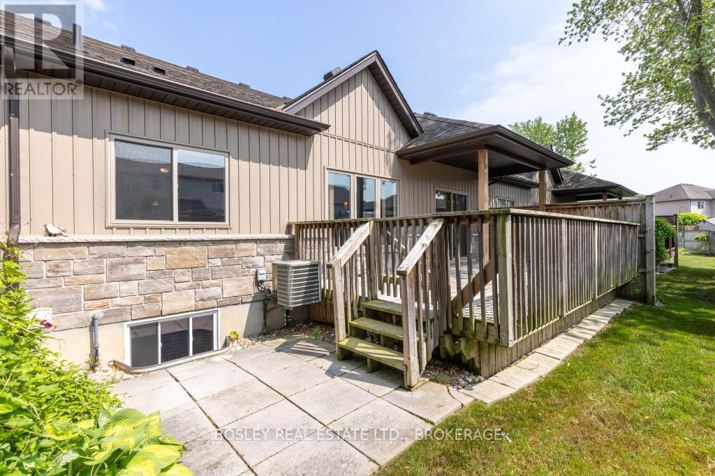 8 - 332 Pelham Road, St. Catharines (Rykert/vansickle), Ontario  L2S 1Y3 - Photo 24 - X12293493