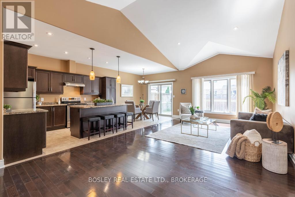 8 - 332 Pelham Road, St. Catharines (Rykert/vansickle), Ontario  L2S 1Y3 - Photo 6 - X12293493