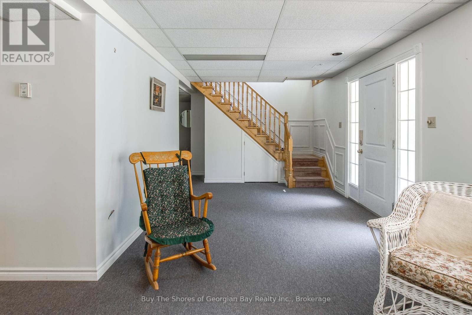 2249 Tiny Beaches Road S, Tiny, Ontario  L0L 1P1 - Photo 17 - S12293433