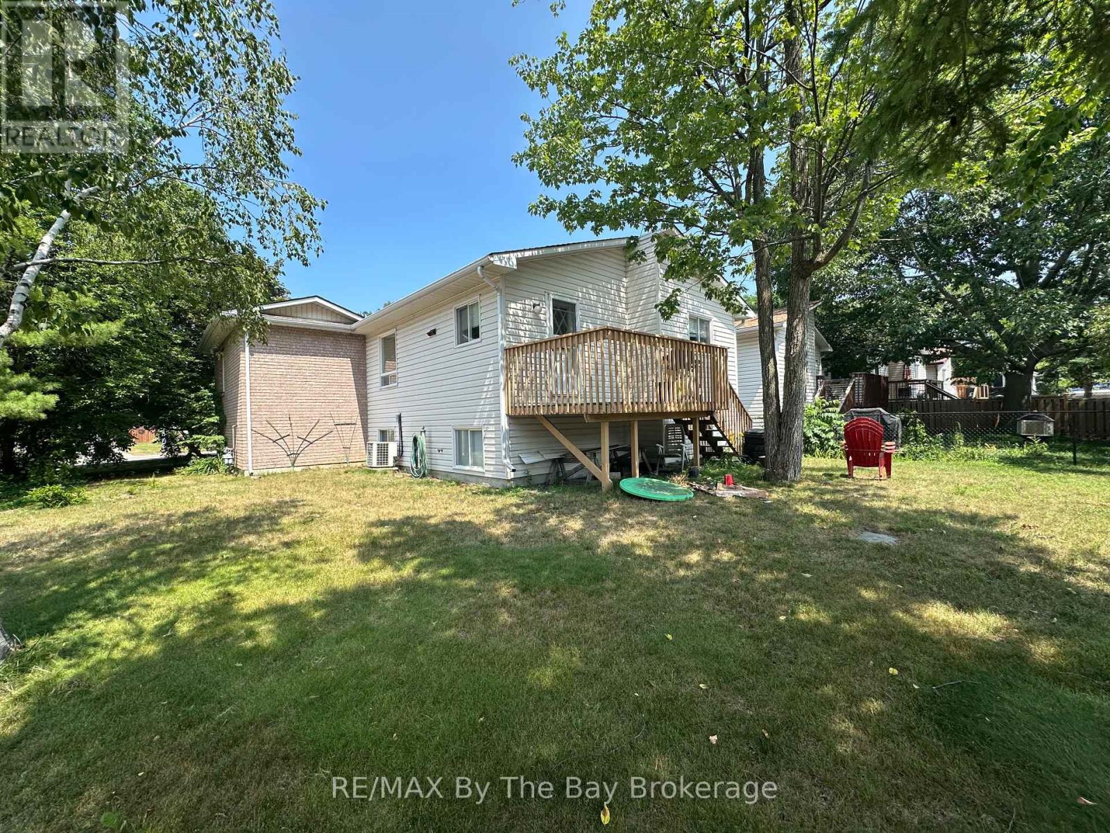 47 Dyer Drive, Wasaga Beach, Ontario  L9Z 1E2 - Photo 13 - S12293458