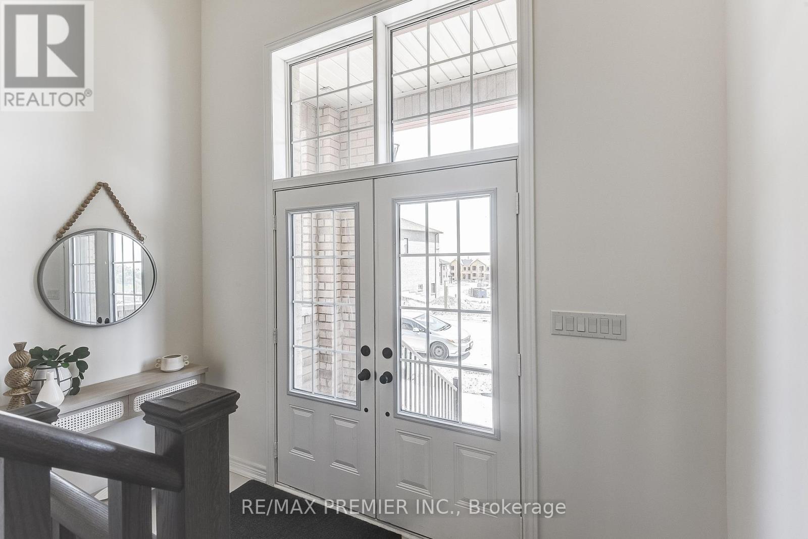 1220 Talisman Manor, Pickering, Ontario  L1X 0R9 - Photo 4 - E12293246