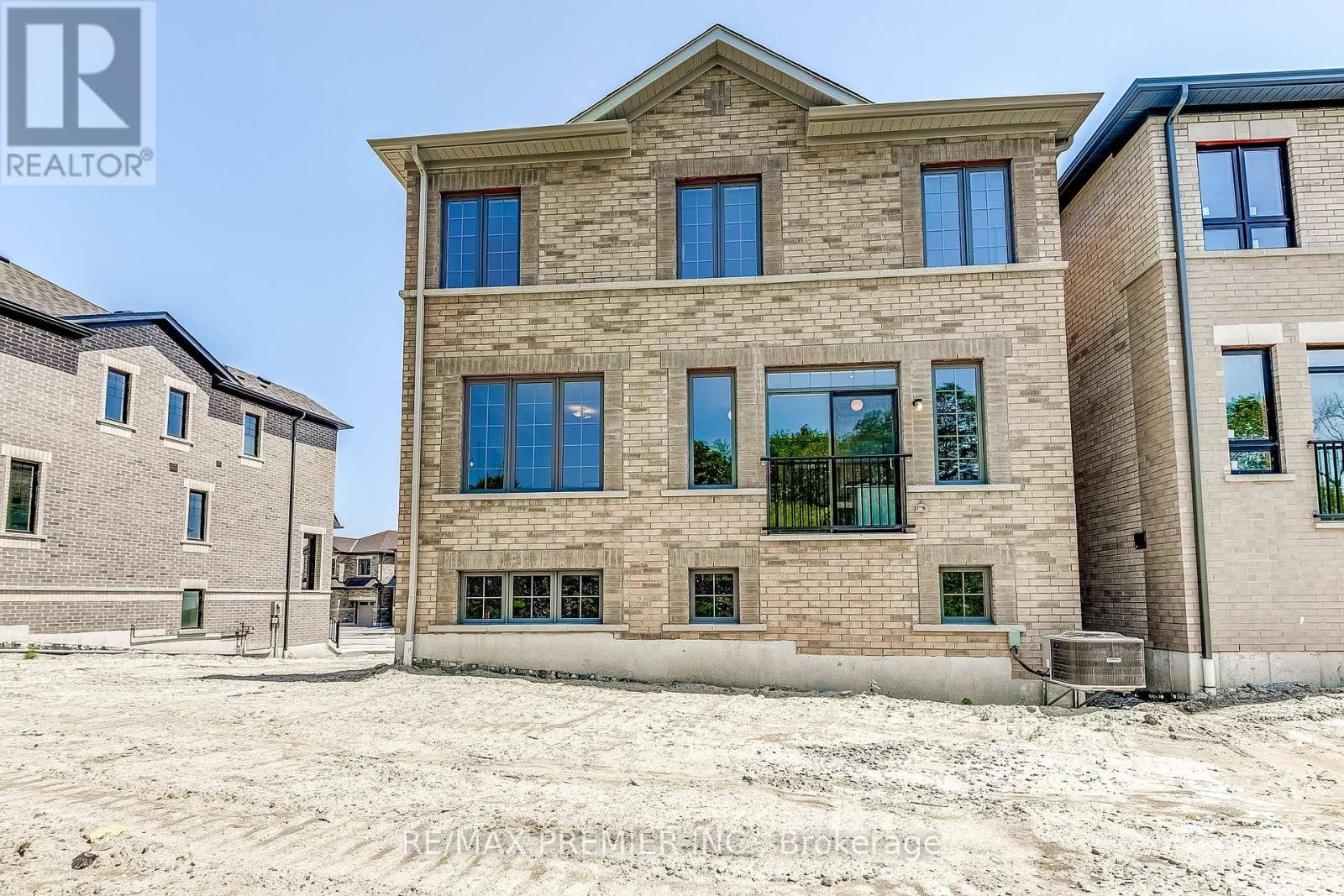 1220 Talisman Manor, Pickering, Ontario  L1X 0R9 - Photo 48 - E12293246