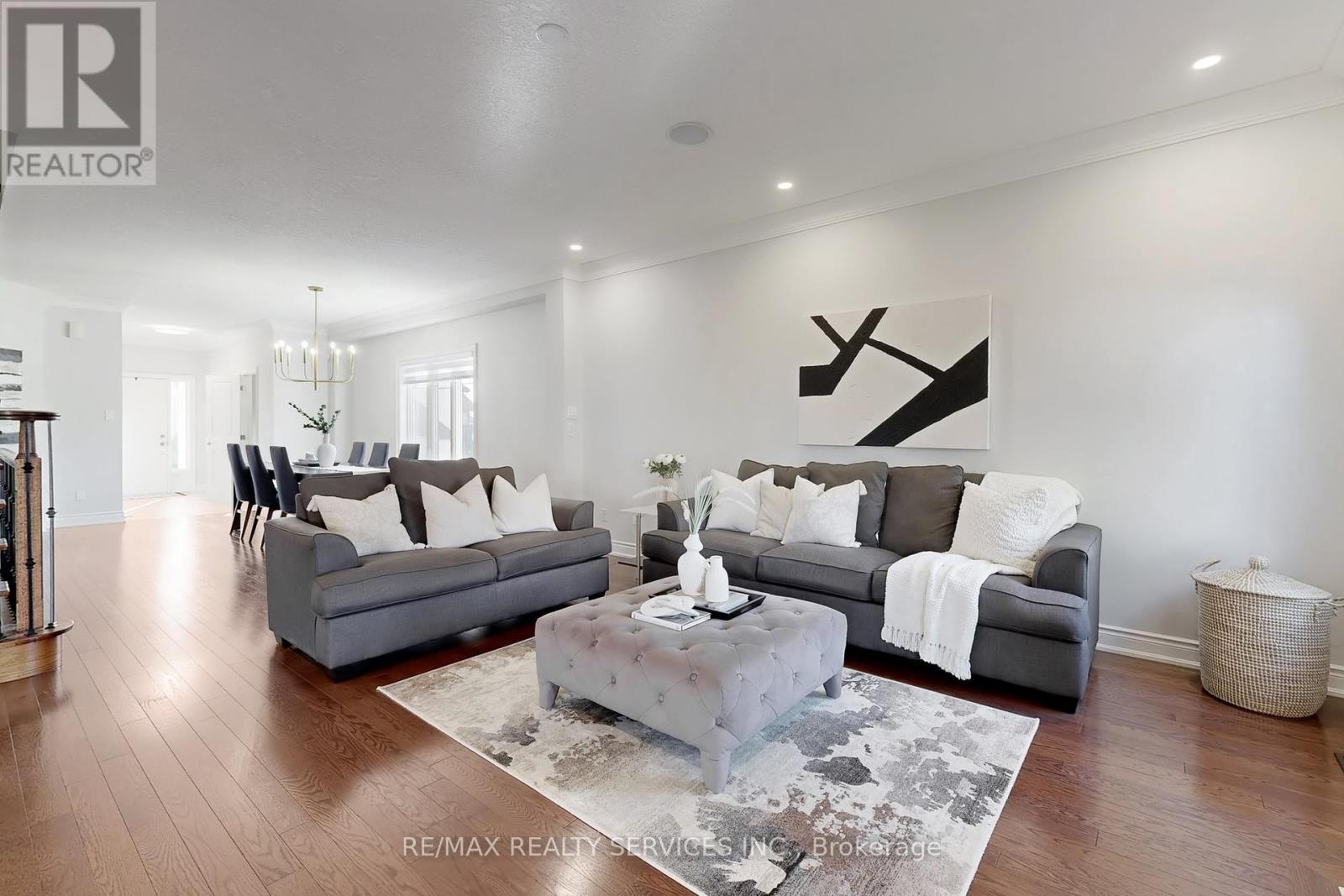 Property at 197 KING STREET S image 5