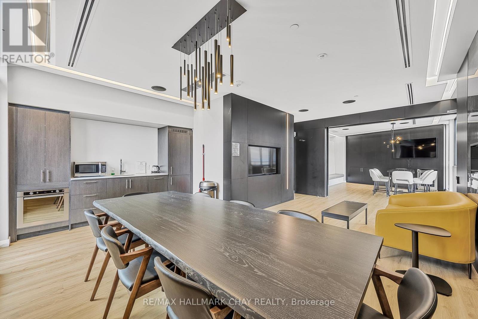 211 - 681 Yonge Street S, Barrie, Ontario L4N 4E8 - Photo 26 - S12293296