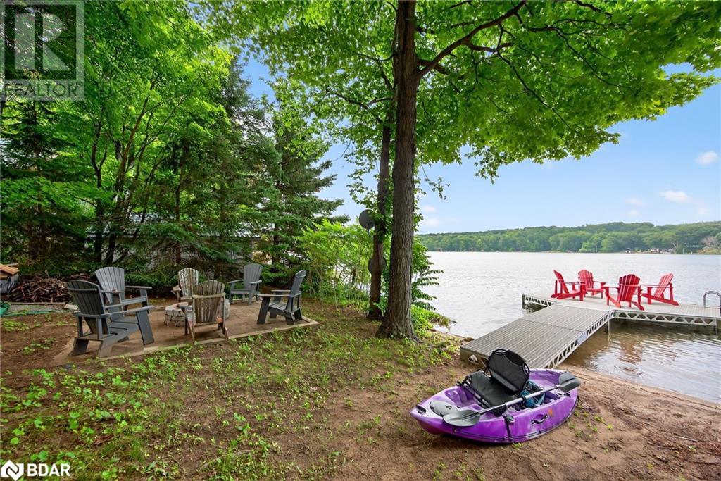 Property at 176 FARLAIN LAKE Road E image 3
