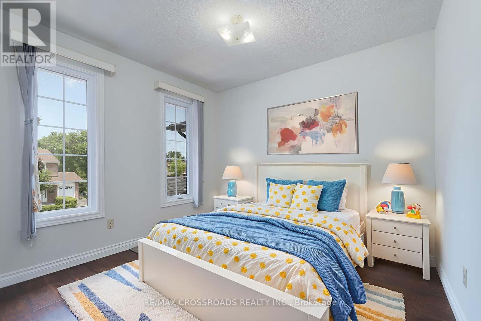 17 Brownridge Crescent, Toronto, Ontario  M9V 4M5 - Photo 22 - W12259078