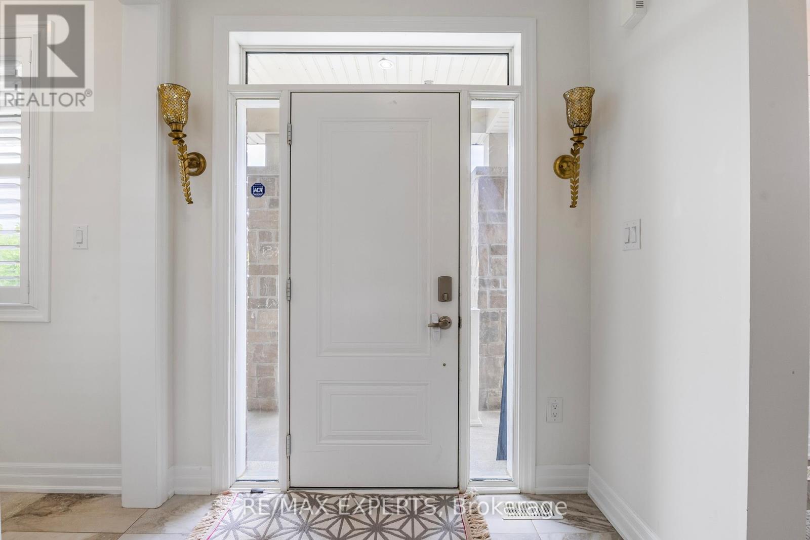 Property at 1374 ROSE WAY image 3