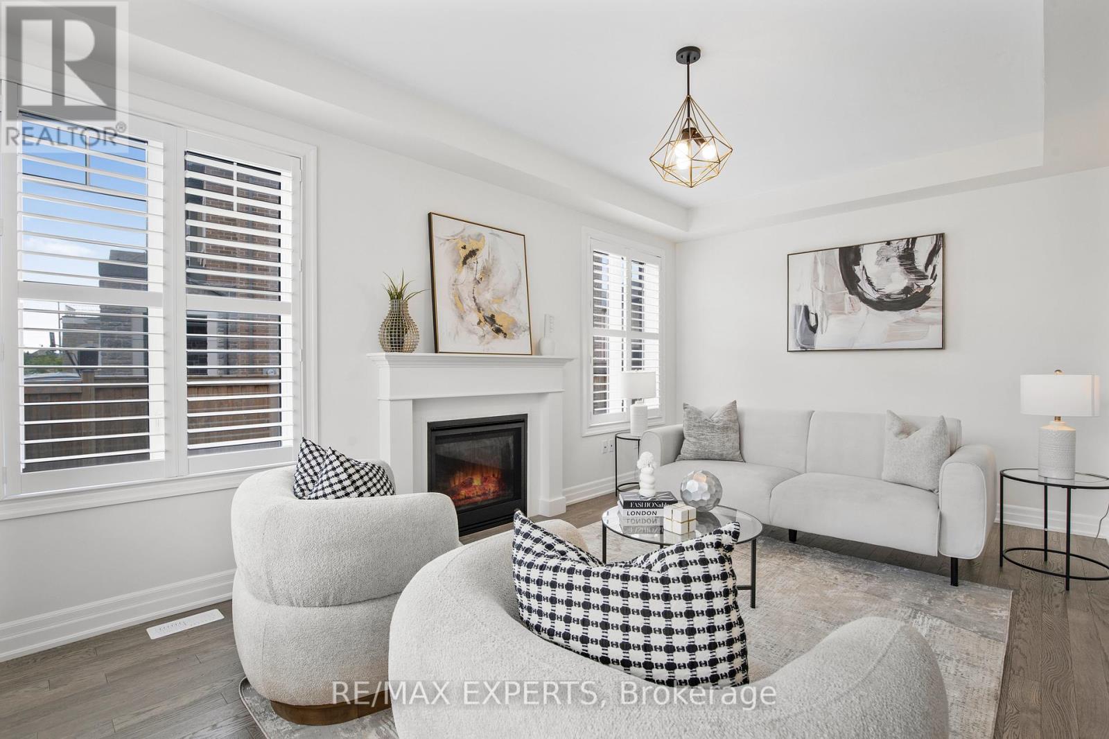 Property at 1374 ROSE WAY image 4