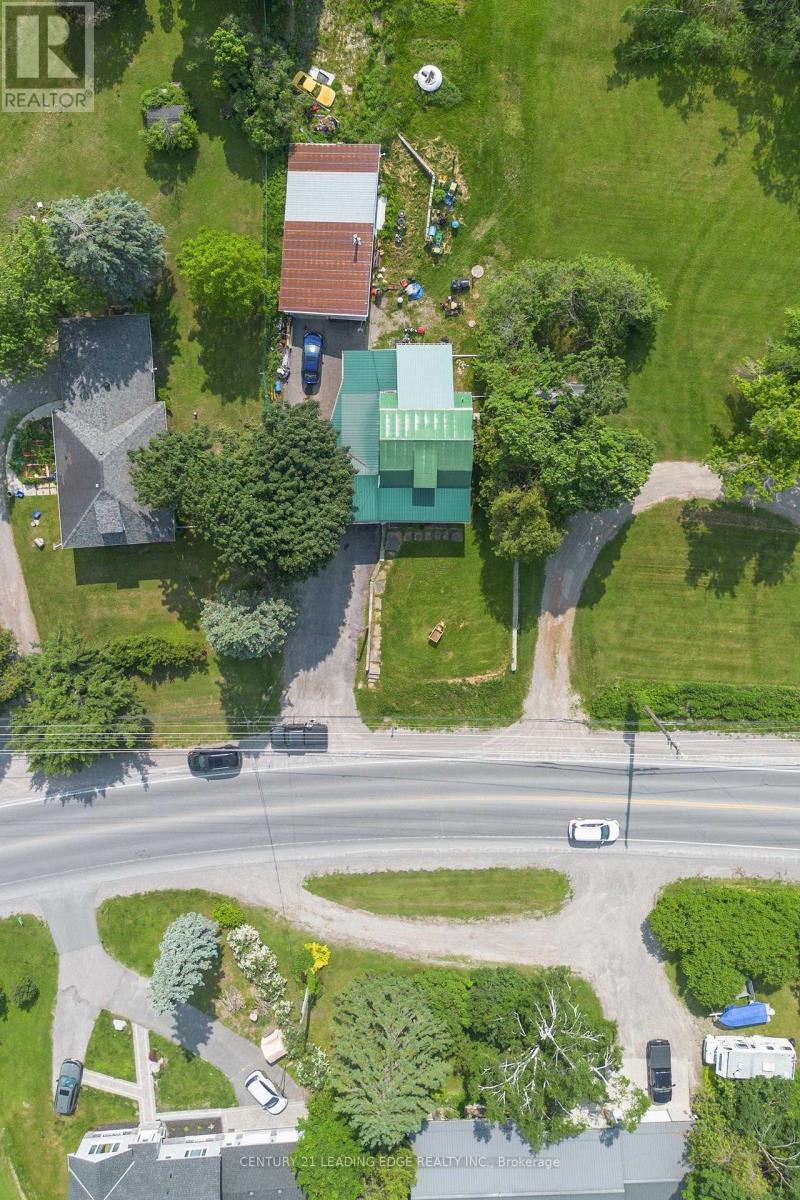 3094 Lakefield Road, Smith-Ennismore-Lakefield, Ontario  K9J 6X5 - Photo 5 - X12293286