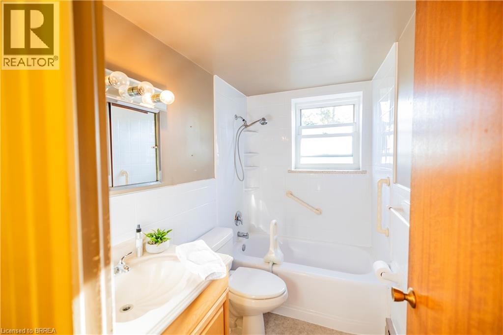 87 St George Street Unit# 407, Brantford, Ontario  N3R 1V5 - Photo 13 - 40752699