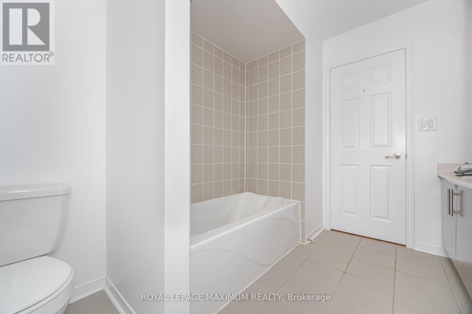 58 Gentile Circle, Vaughan, Ontario  L4H 1G4 - Photo 28 - N12169219