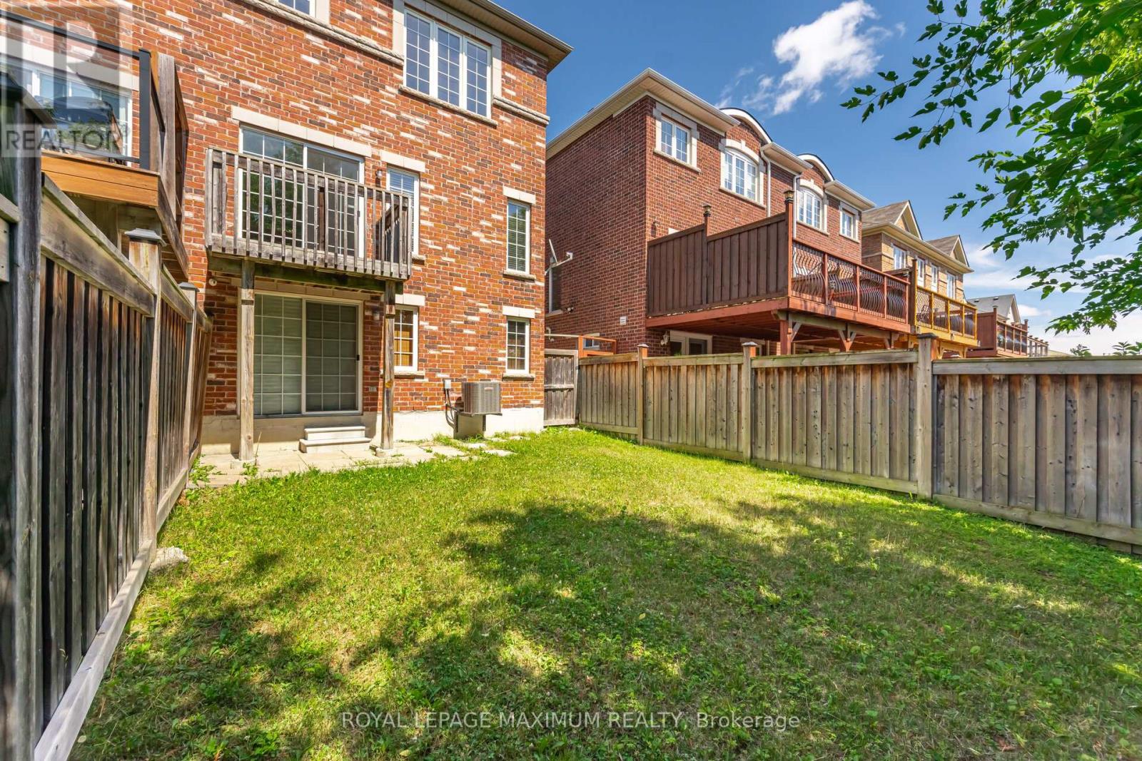 58 Gentile Circle, Vaughan, Ontario  L4H 1G4 - Photo 34 - N12169219