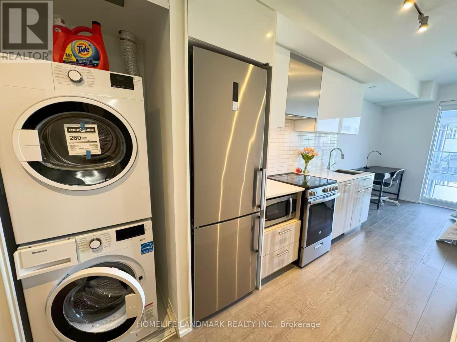1601 - 251 Jarvis Street, Toronto, Ontario  M5B 0C3 - Photo 9 - C12291740