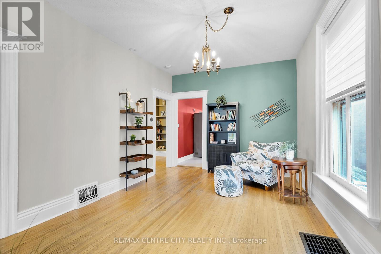 653 William Street, London East, Ontario  N5Y 2R1 - Photo 7 - X12229585