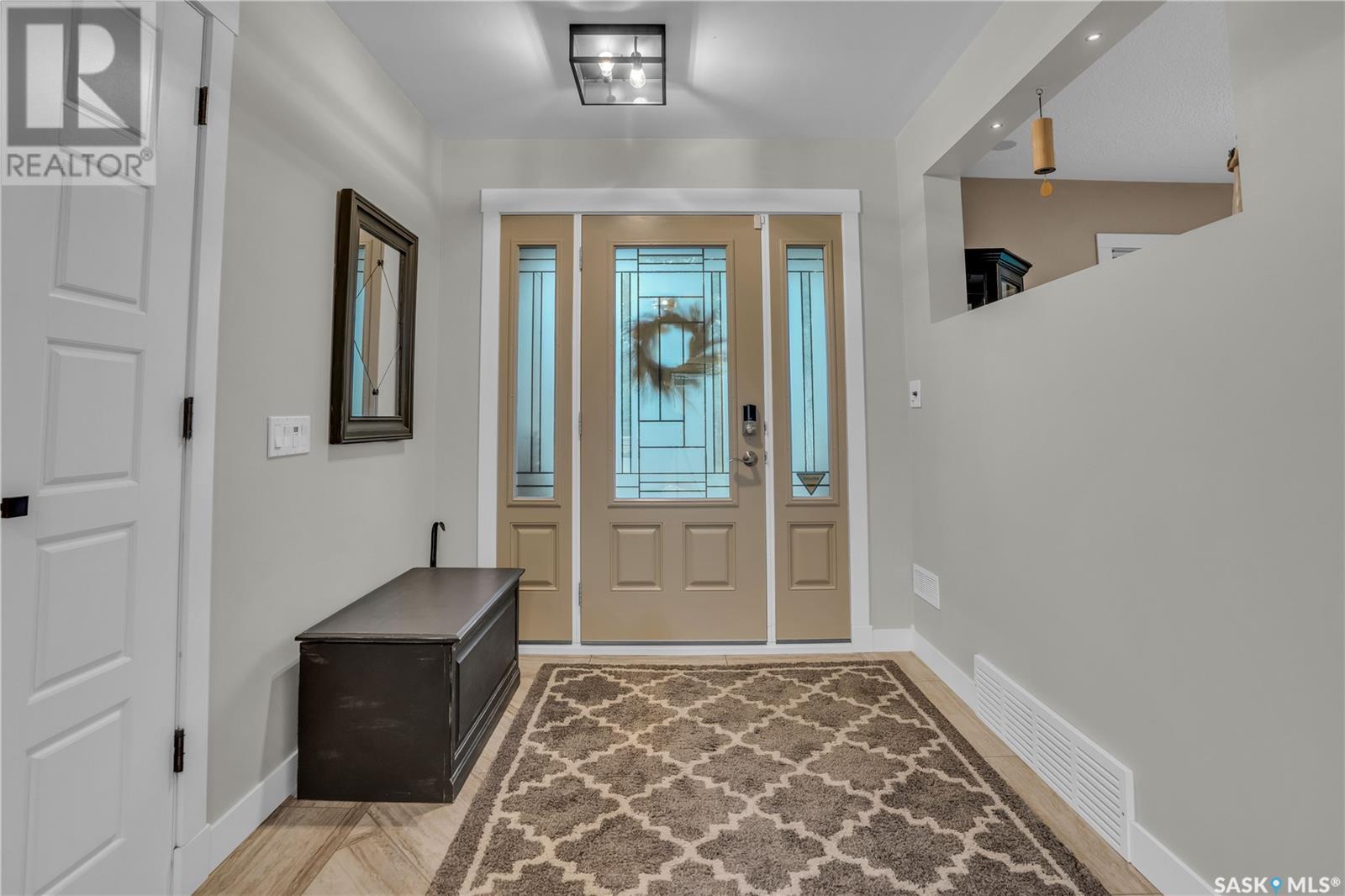 Property at 2520 MCTAVISH STREET image 3