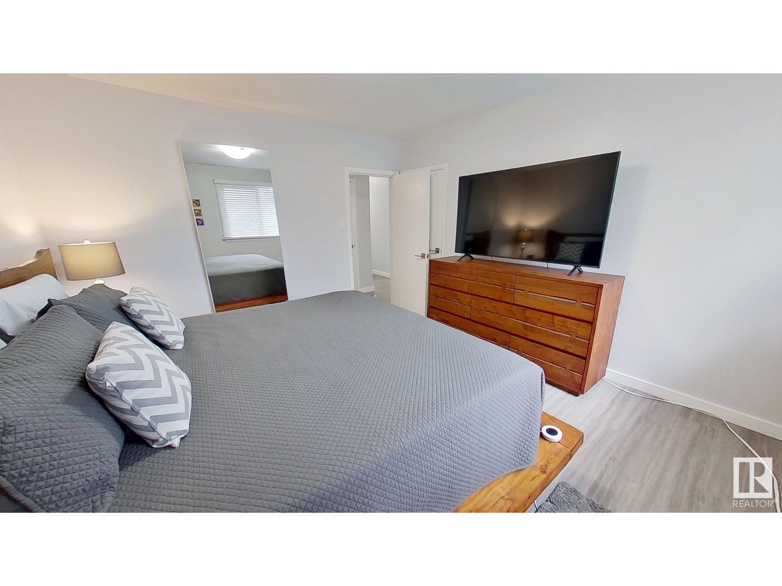 11708 130 St Nw, Edmonton, Alberta  T5J 1A1 - Photo 10 - E4448491