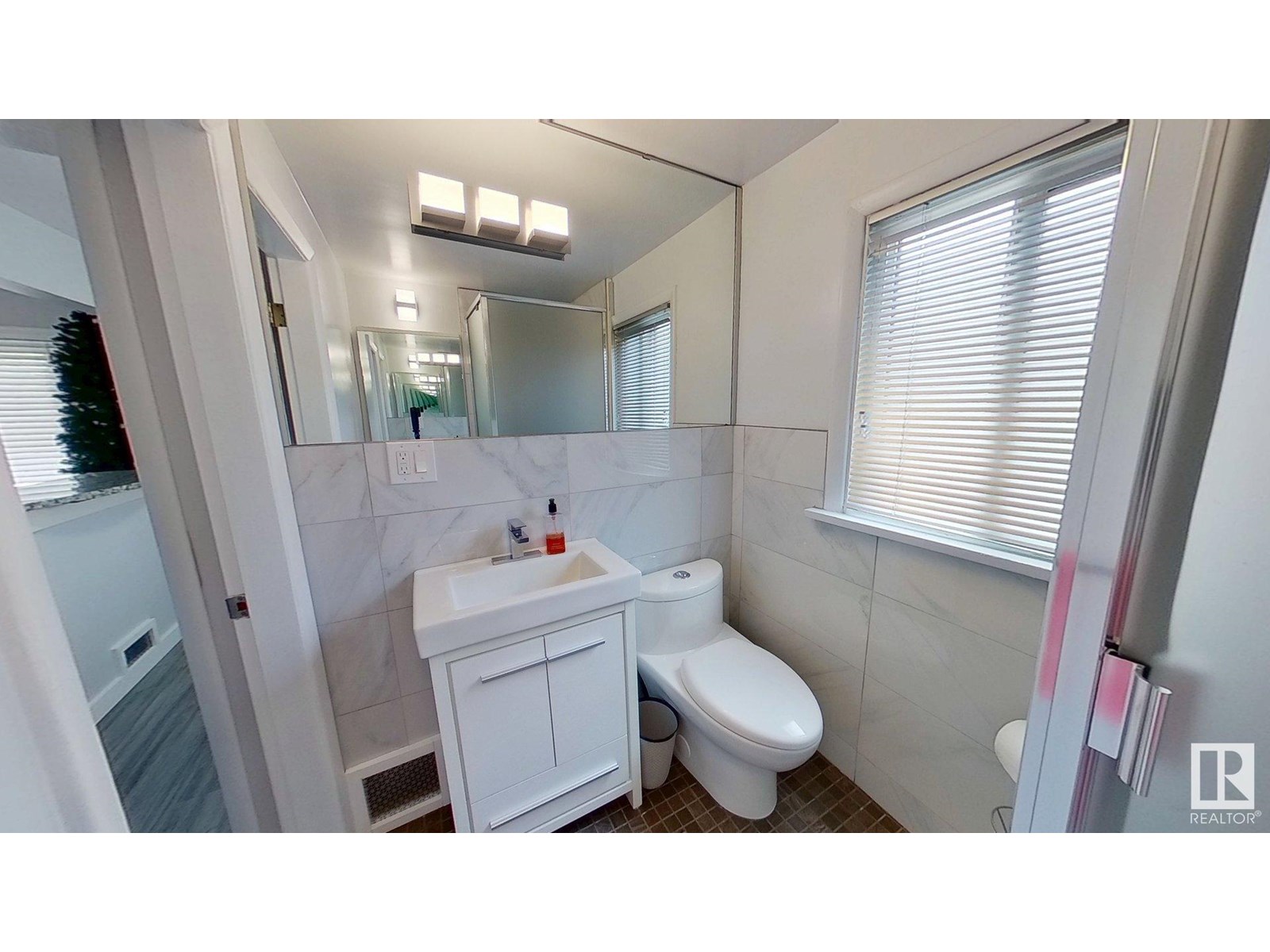 11708 130 St Nw, Edmonton, Alberta  T5J 1A1 - Photo 19 - E4448491