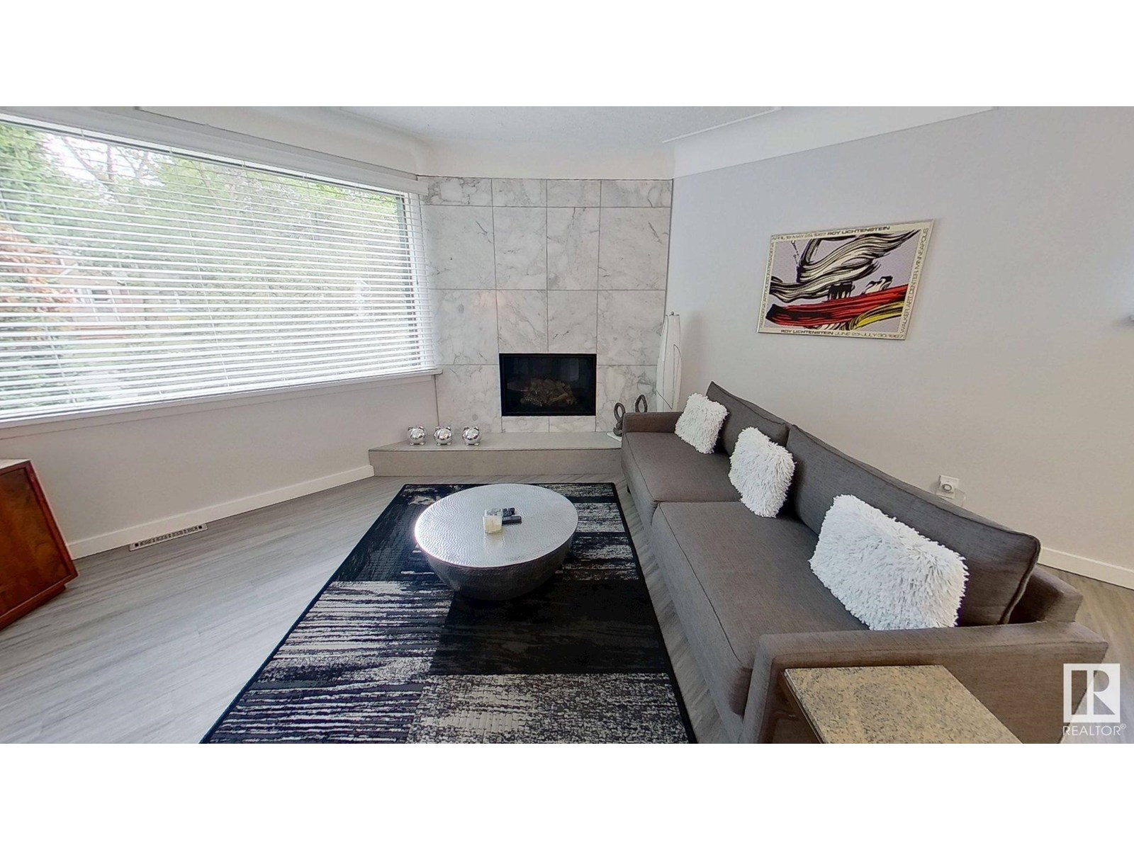 Property at 11708 130 ST NW image 4