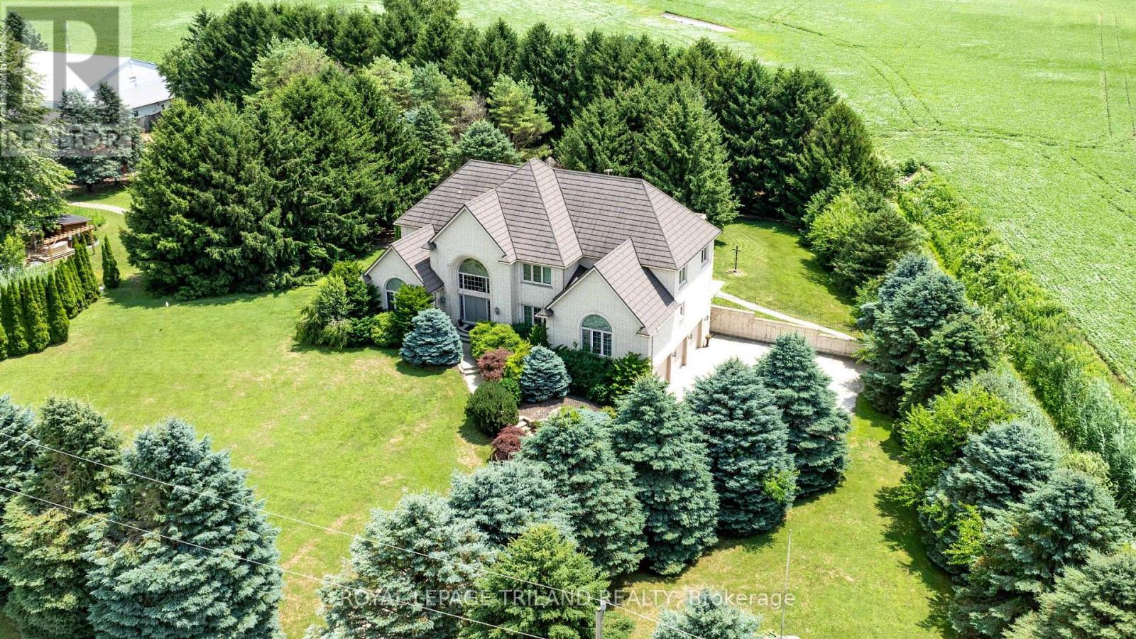 13240 Mclarty Line, Chatham-Kent, Ontario  N0P 2C0 - Photo 1 - X12293678