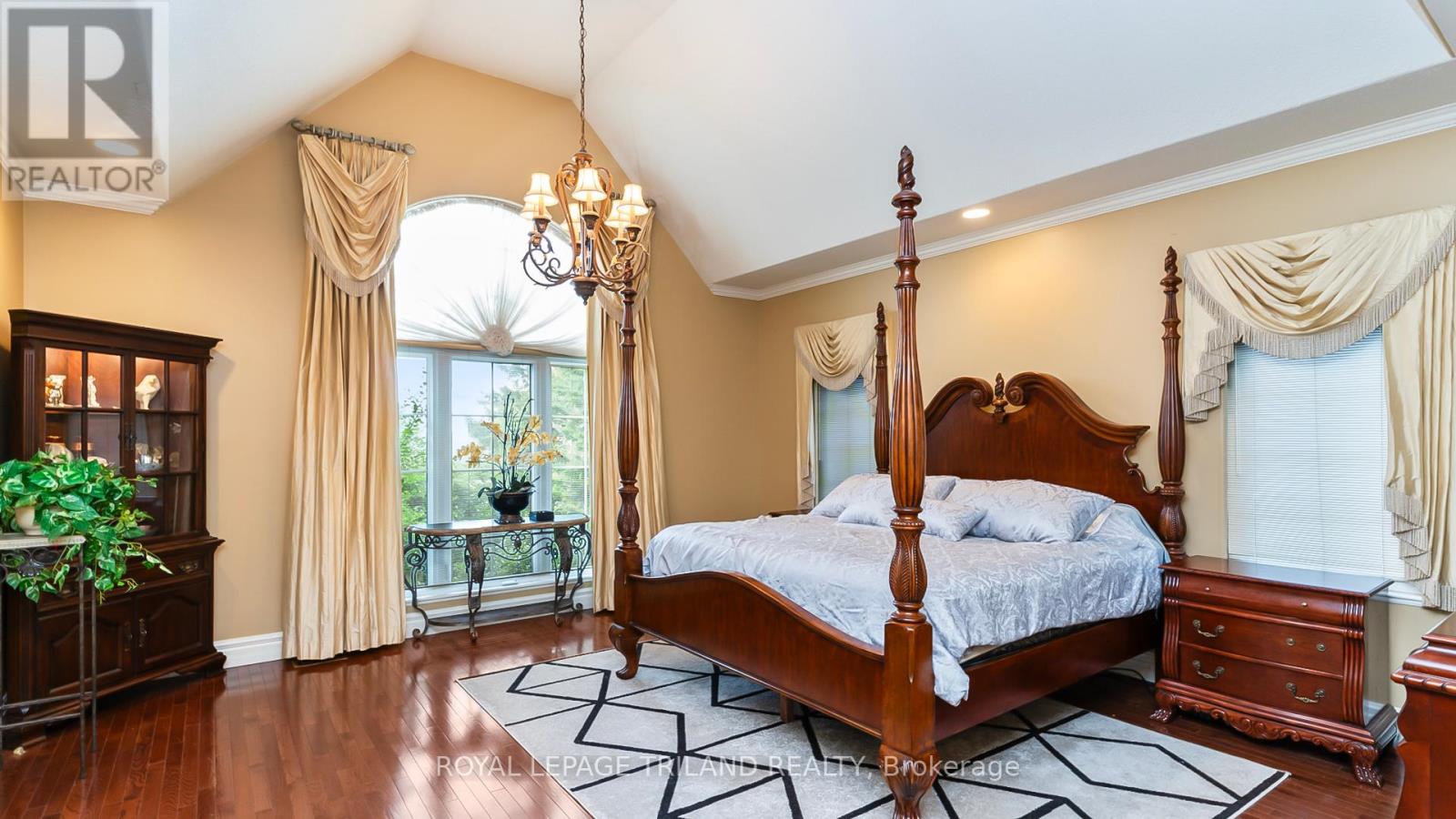 13240 Mclarty Line, Chatham-Kent, Ontario  N0P 2C0 - Photo 16 - X12293678