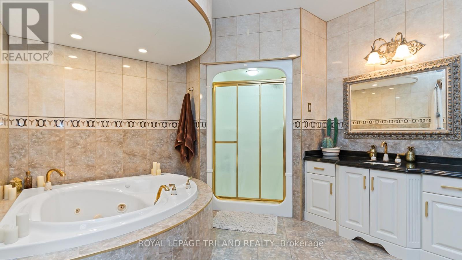 13240 Mclarty Line, Chatham-Kent, Ontario  N0P 2C0 - Photo 18 - X12293678