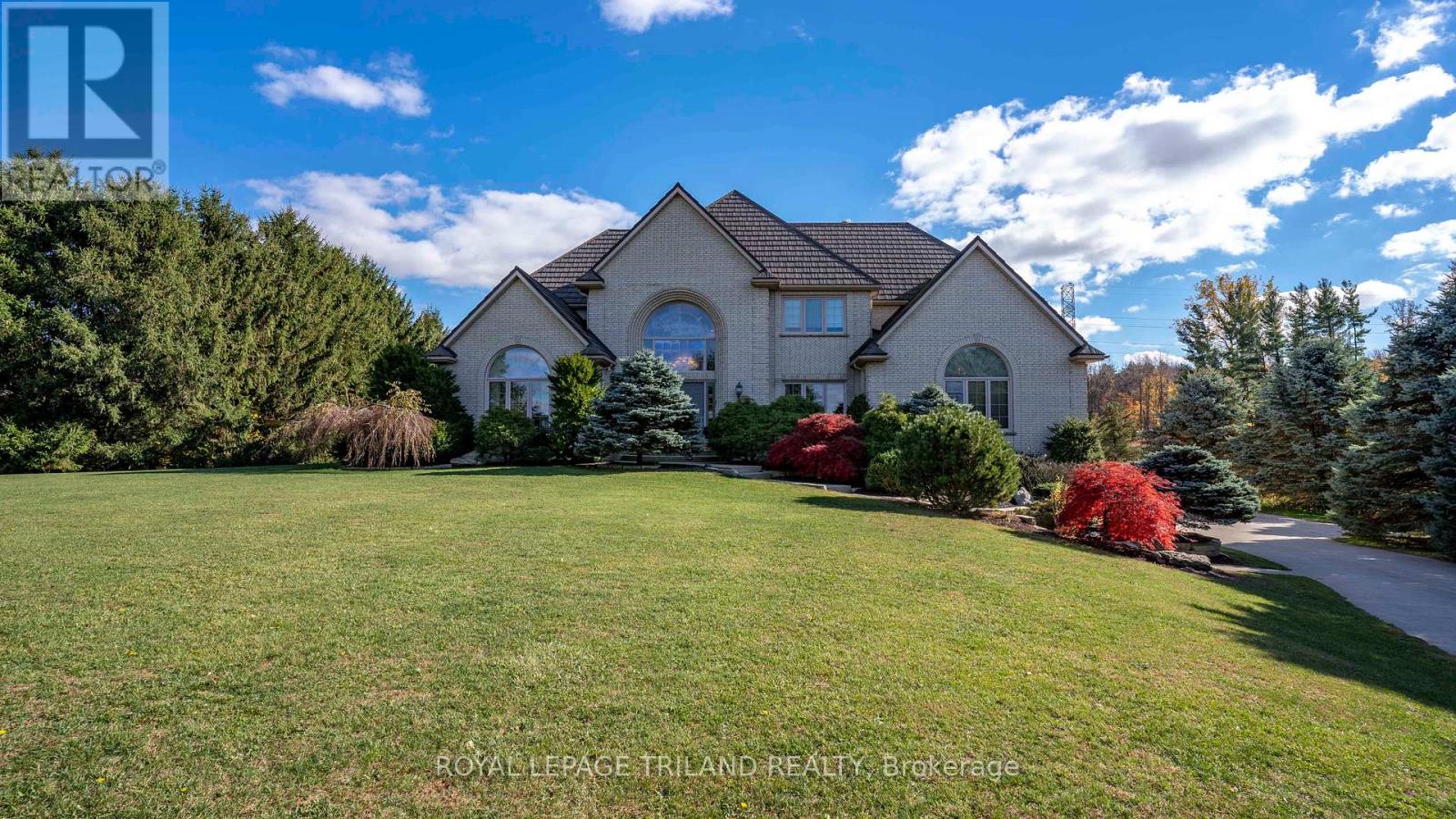 13240 Mclarty Line, Chatham-Kent, Ontario  N0P 2C0 - Photo 2 - X12293678