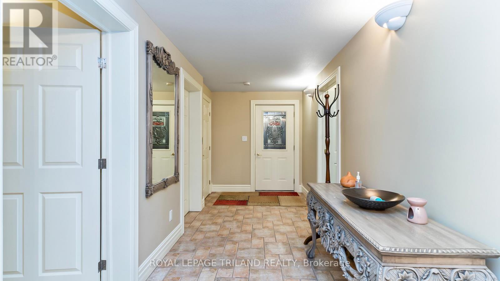 13240 Mclarty Line, Chatham-Kent, Ontario  N0P 2C0 - Photo 37 - X12293678