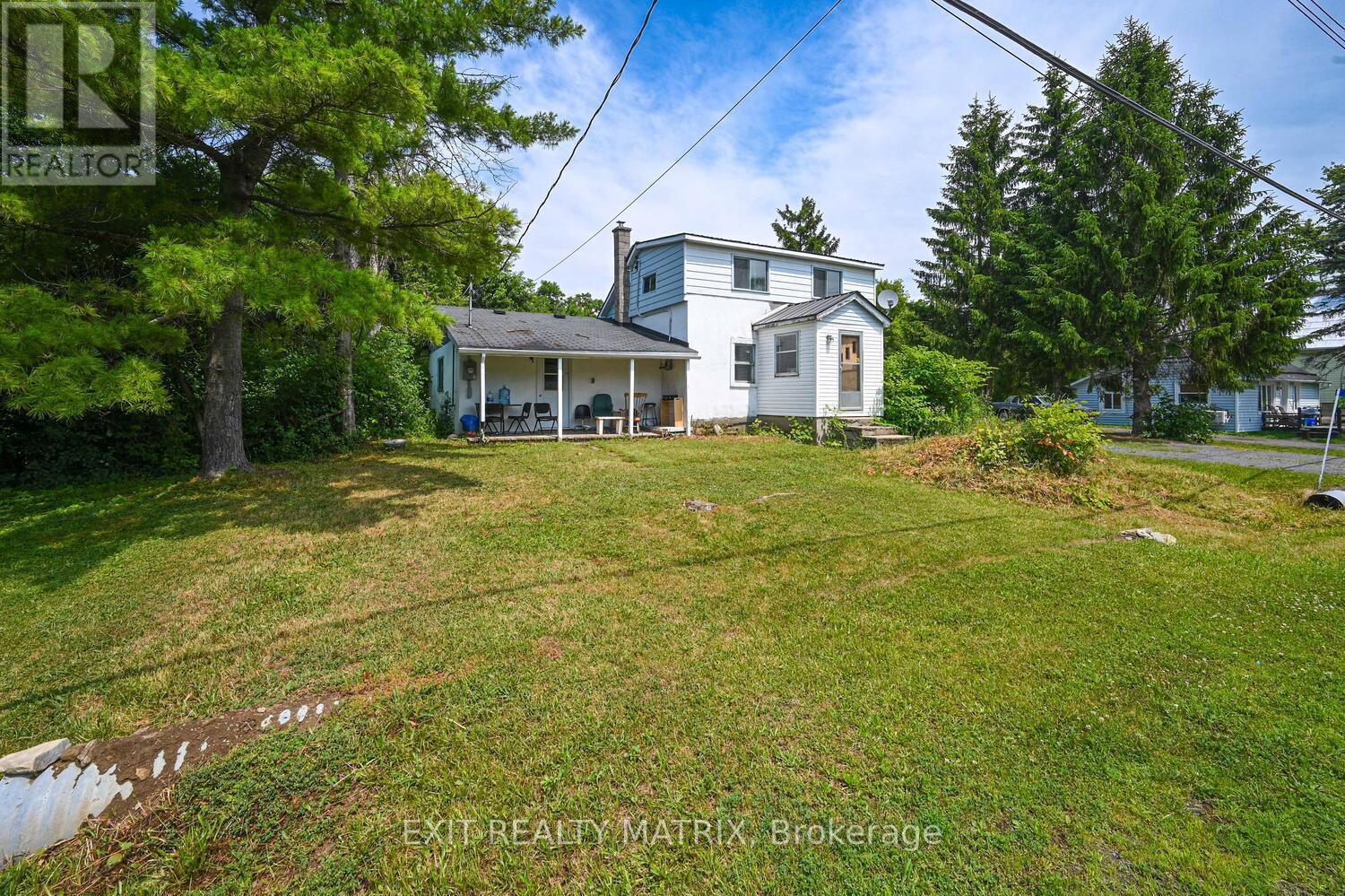 7771 LAWRENCE STREET, Ottawa, Ontario