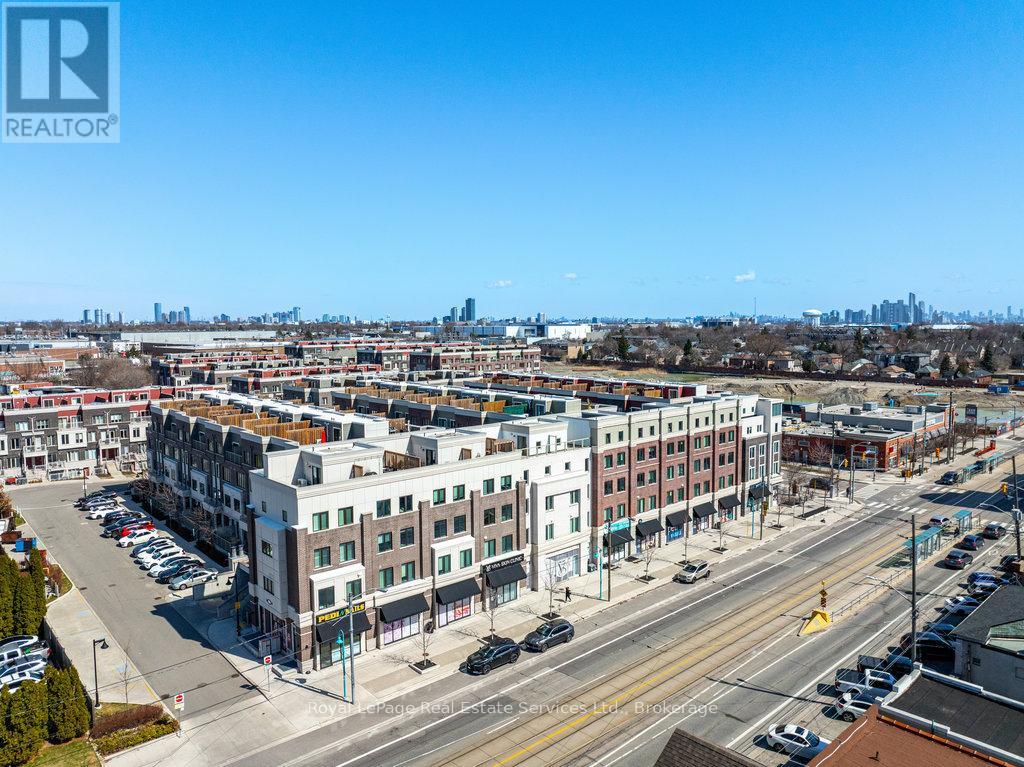 Property at 14 - 3580 LAKE SHORE BOULEVARD W image 3