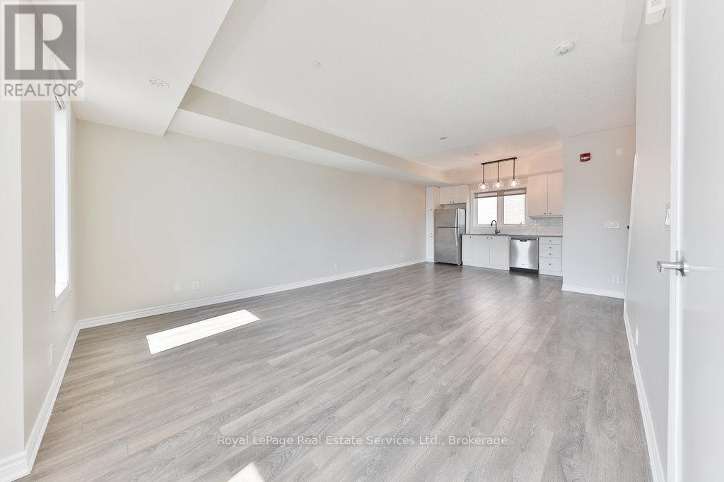 Property at 14 - 3580 LAKE SHORE BOULEVARD W image 4