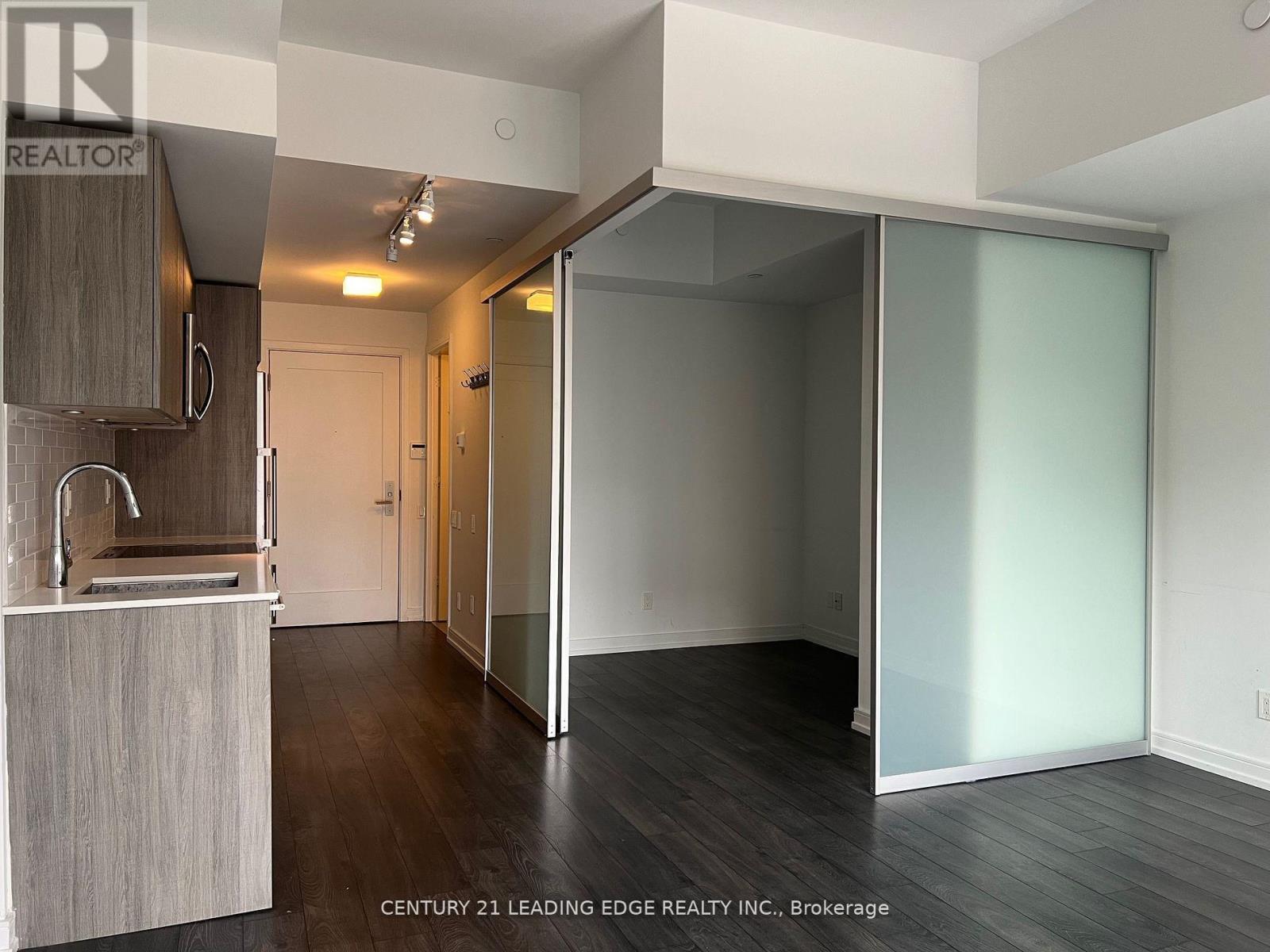 405 - 28 Wellesley Street E, Toronto, Ontario  M4Y 0C4 - Photo 8 - C12293478