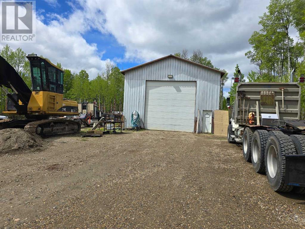 Property at 53216 Range Road 181 image 2