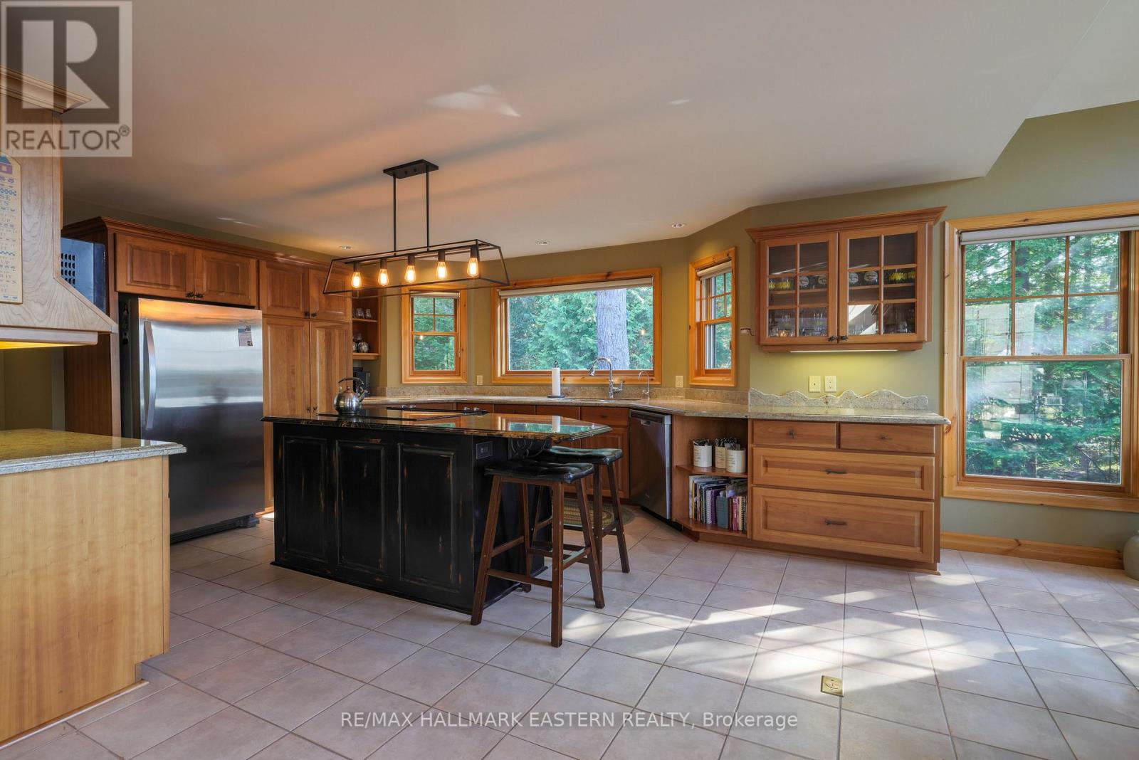 538 Rishor Avenue, Douro-Dummer, Ontario  K0L 2H0 - Photo 13 - X12293574