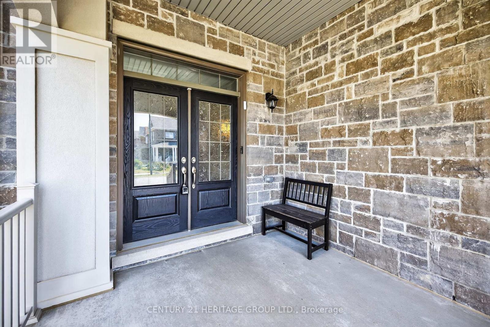 Property at 81 WANDERING GLIDER TRAIL image 2