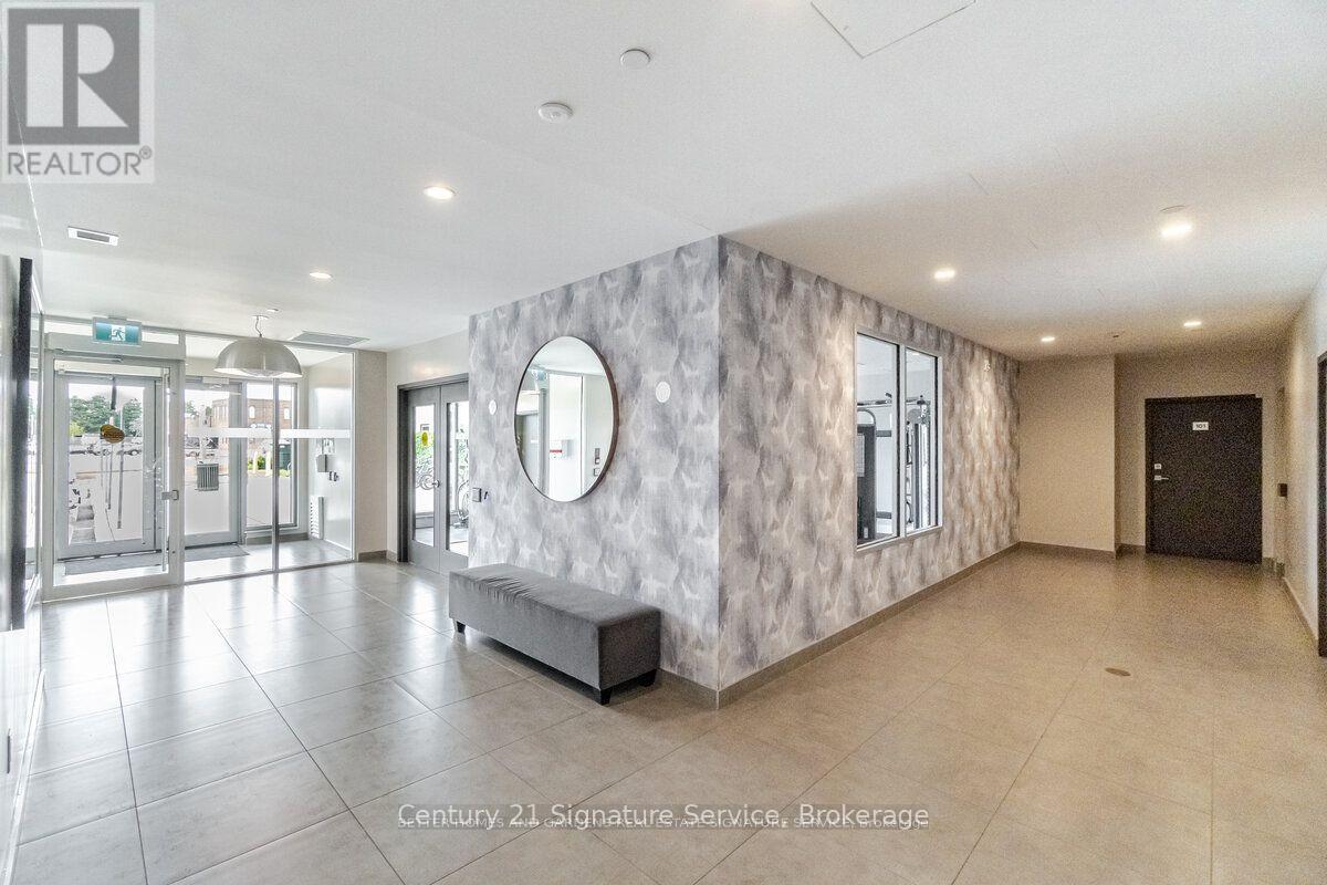 911 - 716 Main Street E, Milton, Ontario  L9T 3P6 - Photo 3 - W12293501