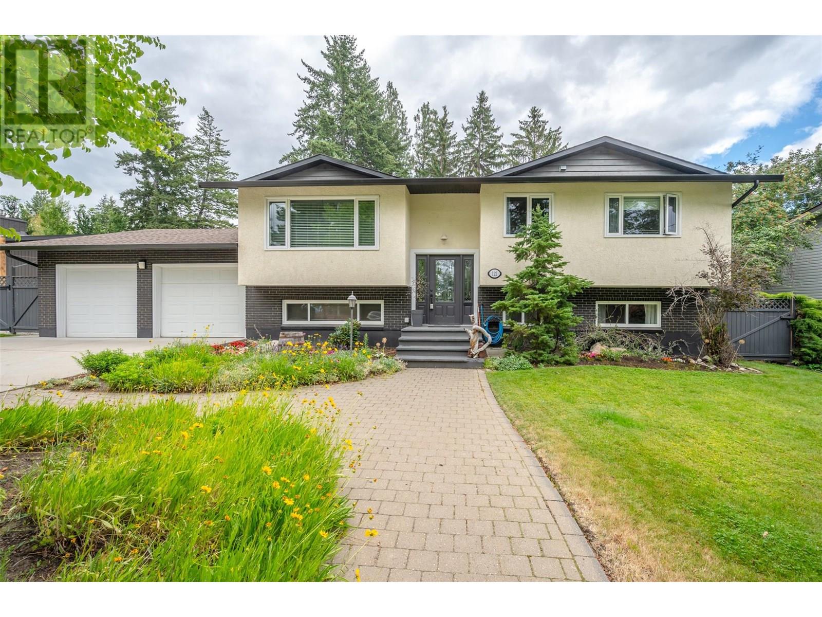 122 Kendall Crescent, Columbia, Penticton  by Norm Davies Okanagan Real Estate 122 Kendall Crescent, Columbia, Penticton