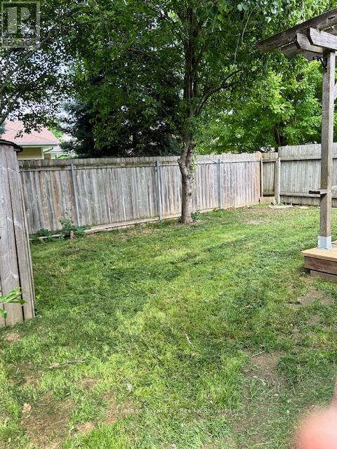 83 Inverness Drive, Guelph, Ontario  N1E 6E4 - Photo 33 - X12289211
