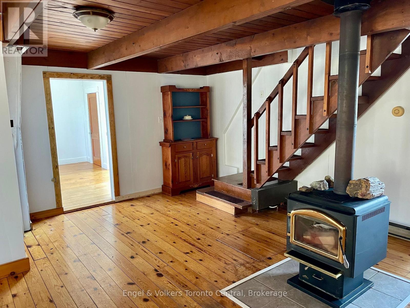 7237 Nottawasaga 6/7 Side Road, Clearview, Ontario  L0M 1G0 - Photo 17 - S12084735
