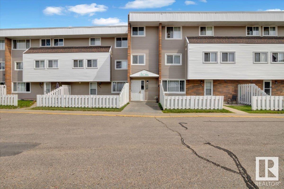 Property at 304E 2908 116A Ave NW image 2