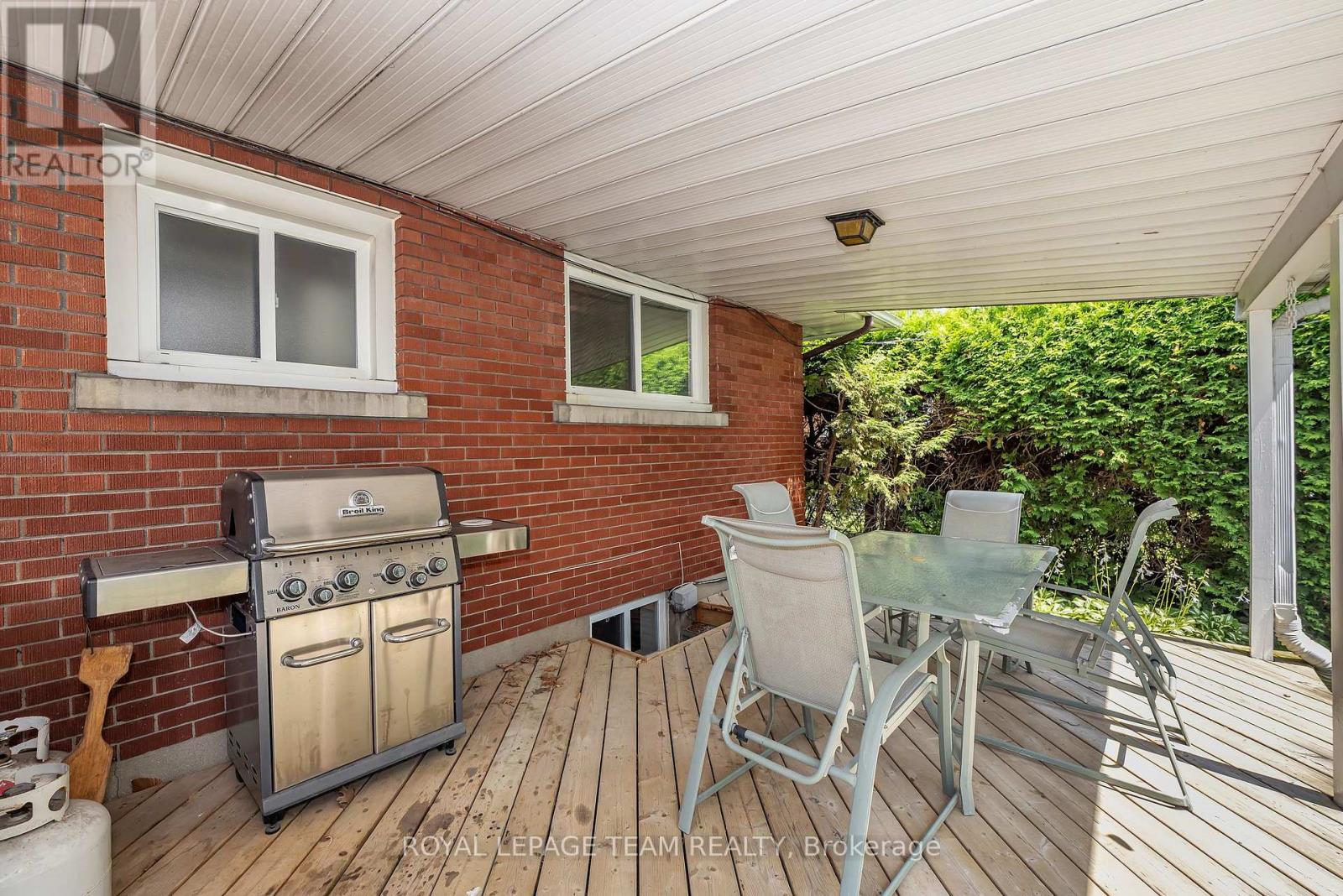 1830 Kerr Avenue, Ottawa, Ontario  K2A 1J3 - Photo 29 - X12293723