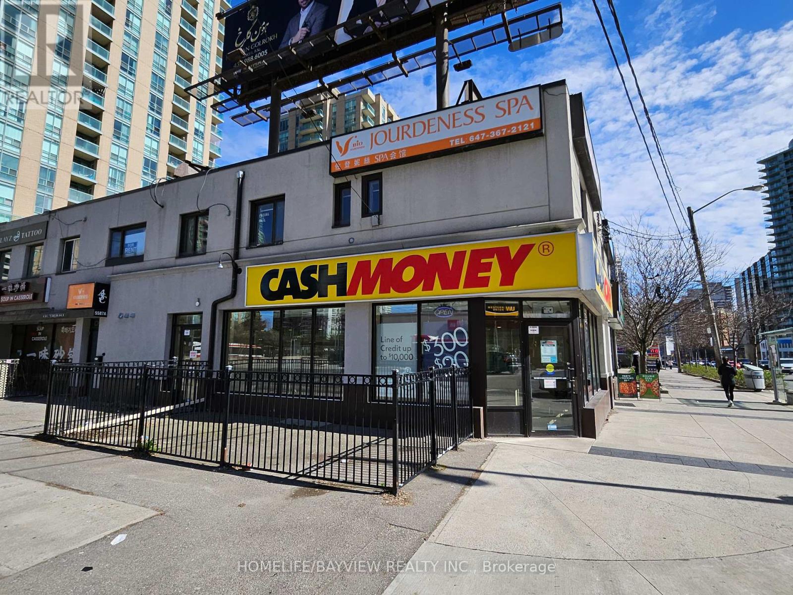 5587 Yonge Street, Toronto, Ontario  M2N 4P9 - Photo 2 - C12293695