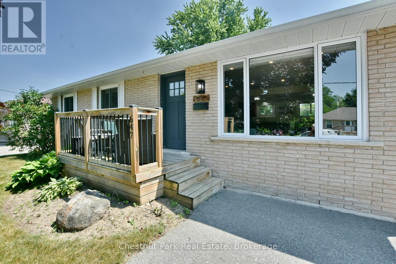 Property at 647 OAK STREET image 5