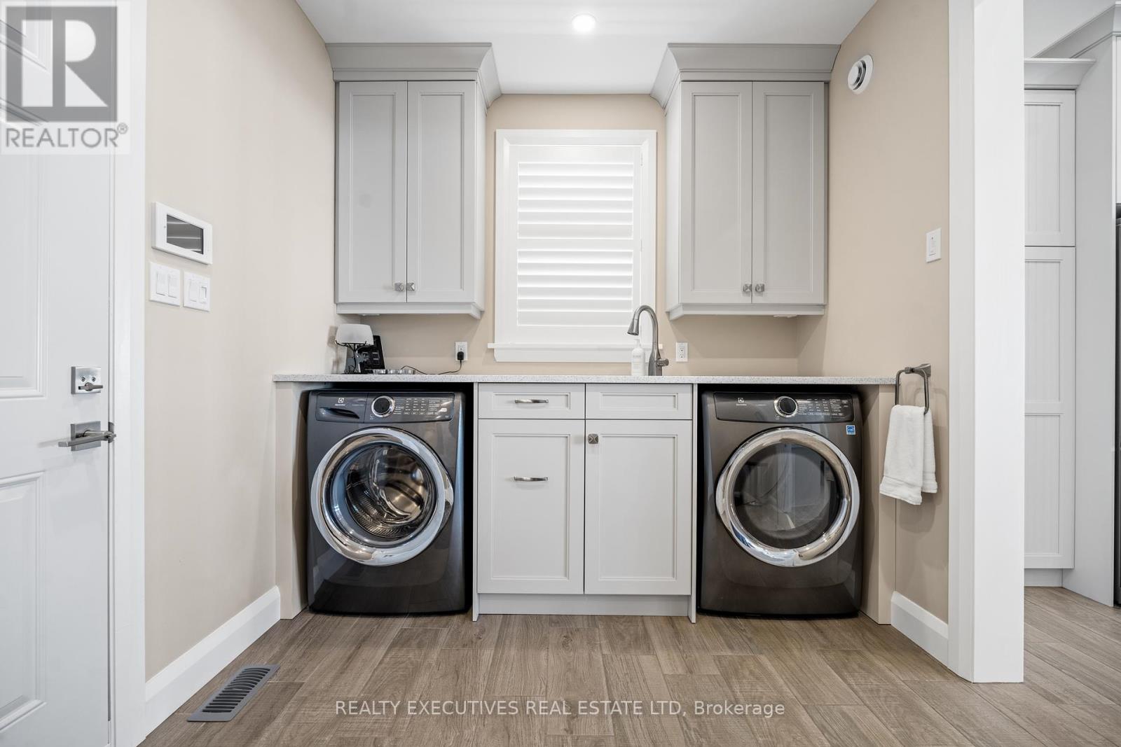 13 Flett Street, Edwardsburgh/cardinal, Ontario  K0E 1E0 - Photo 27 - X12293706
