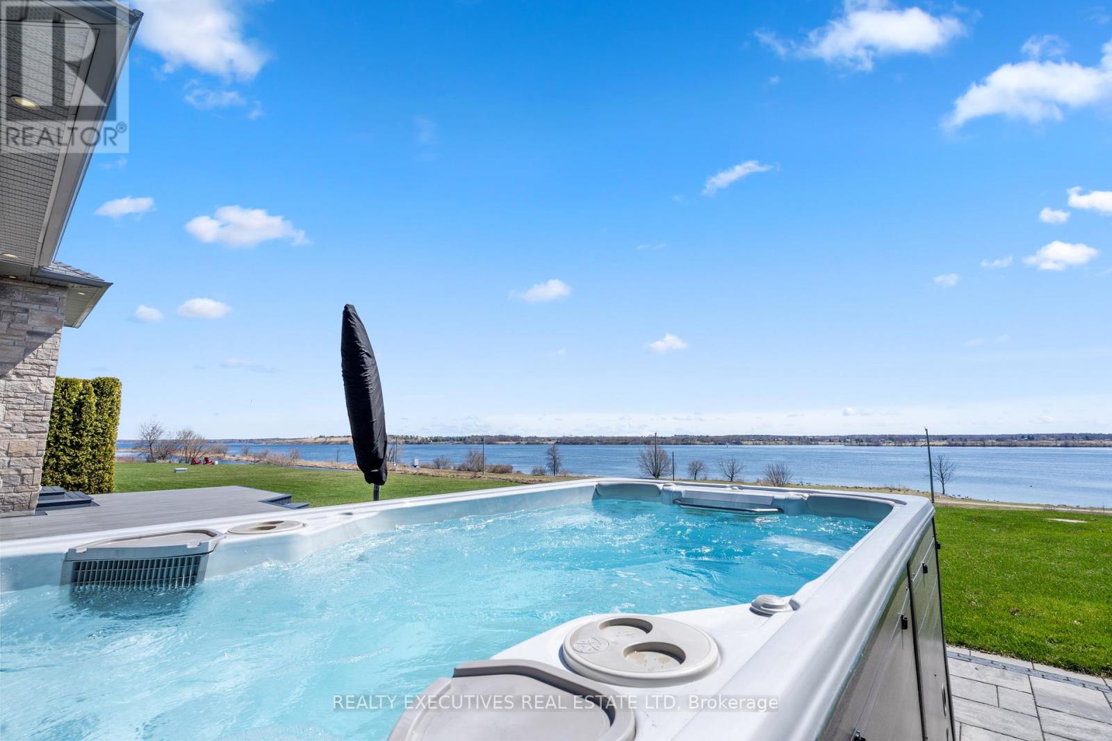 13 Flett Street, Edwardsburgh/cardinal, Ontario  K0E 1E0 - Photo 3 - X12293706