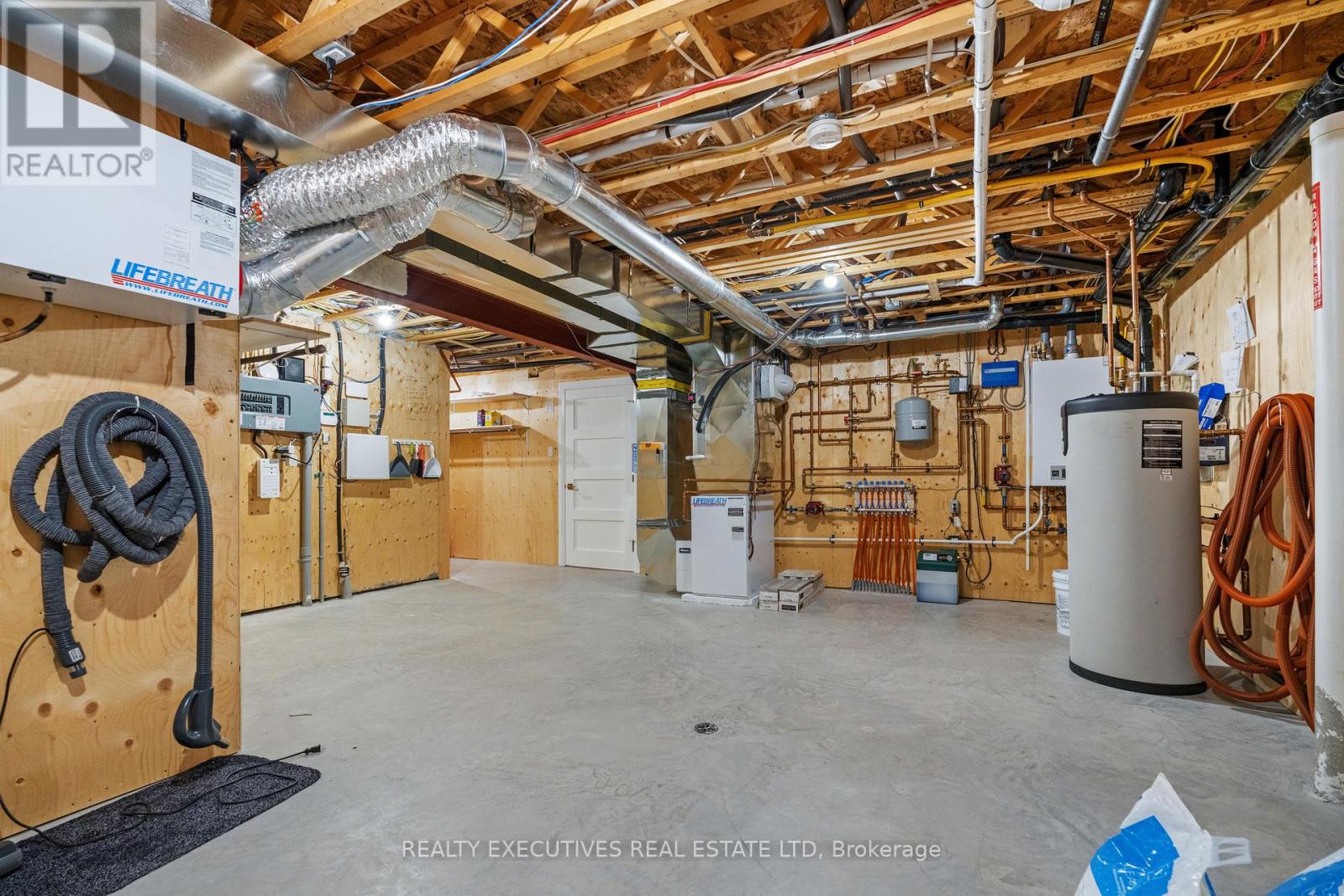 13 Flett Street, Edwardsburgh/cardinal, Ontario  K0E 1E0 - Photo 31 - X12293706