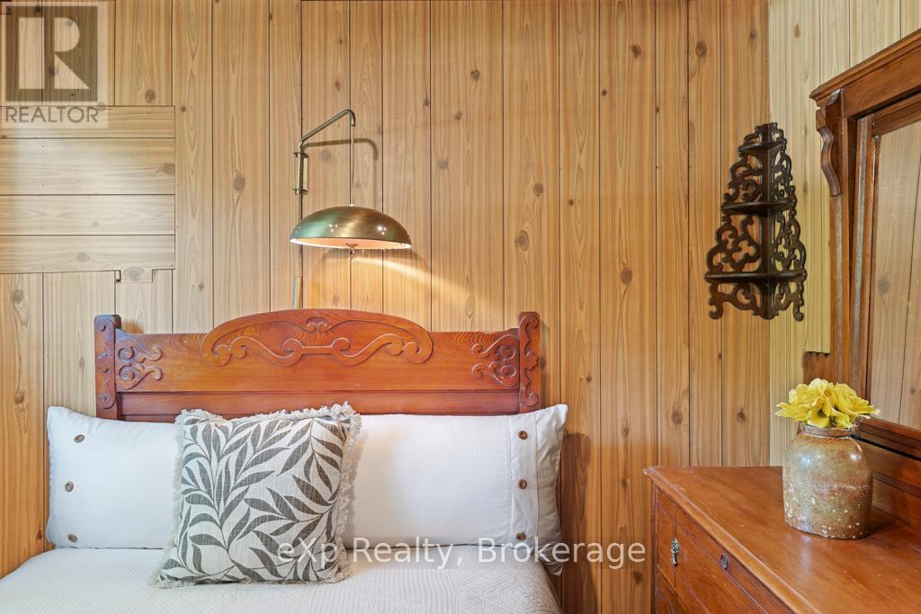 670 Mallory Beach Road, South Bruce Peninsula, Ontario  N0H 2T0 - Photo 19 - X12293739