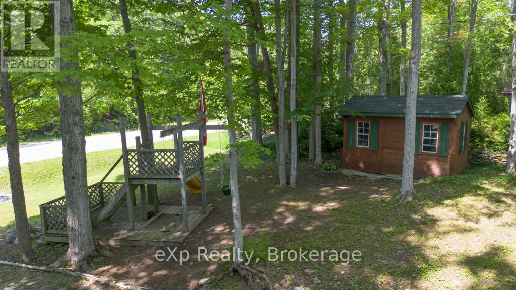 670 Mallory Beach Road, South Bruce Peninsula, Ontario  N0H 2T0 - Photo 6 - X12293739