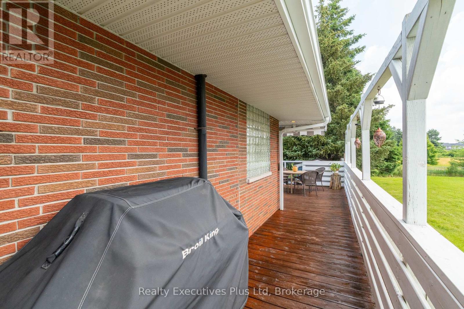 135 Cityview Drive, Guelph, Ontario  N1E 6Y7 - Photo 31 - X12293741