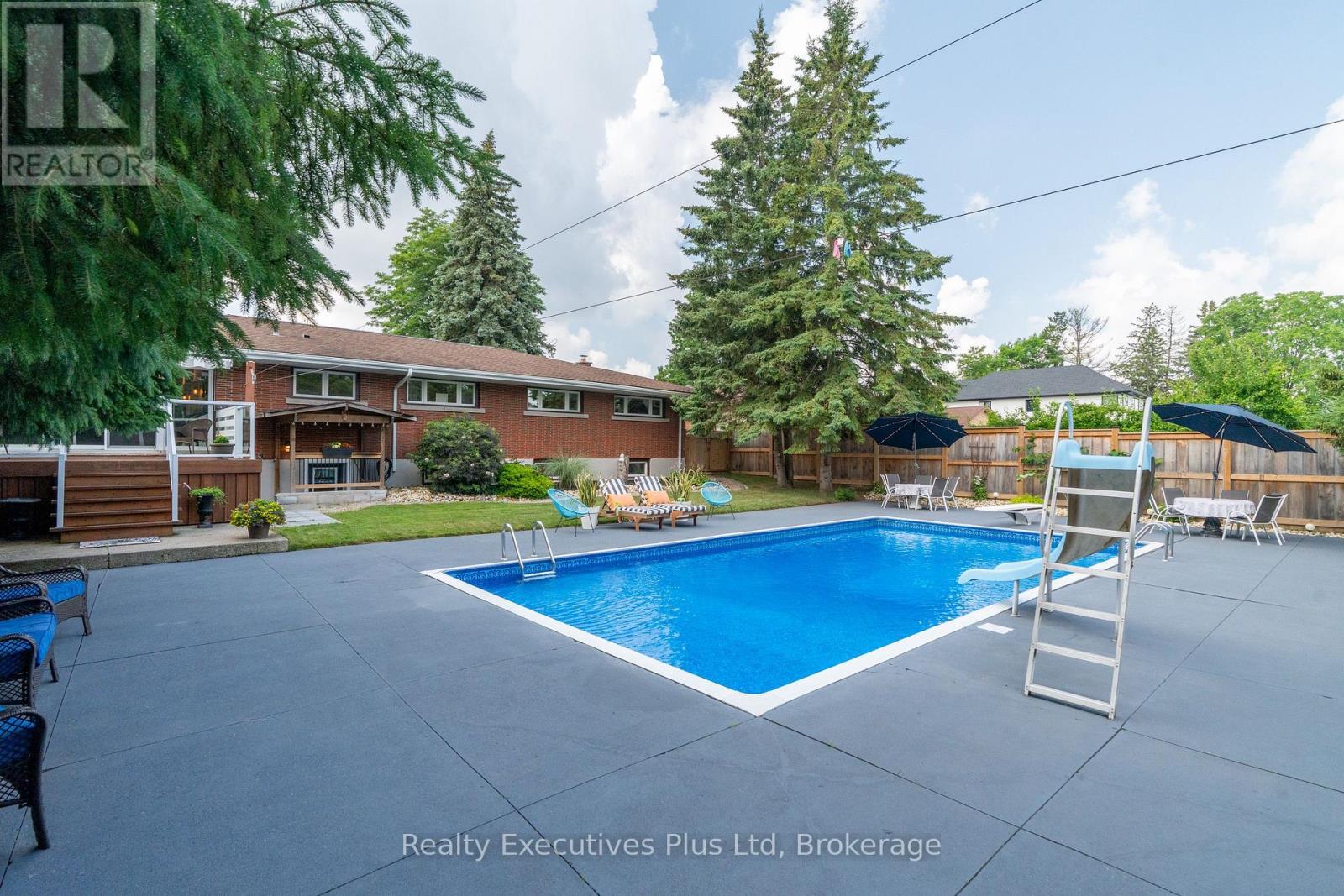 135 Cityview Drive, Guelph, Ontario  N1E 6Y7 - Photo 39 - X12293741